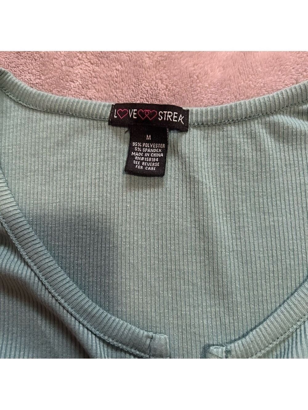 Green Ruched Button-Up Top - Picture 3 of 3
